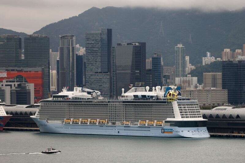 Royal Caribbean pausa algunas operaciones de crucero debido a las preocupaciones de Omicron por Reuters