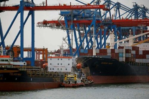 Indonesia Dec Trade Surplus a $ 1 mil millones, muy por debajo del pronóstico por Reuters